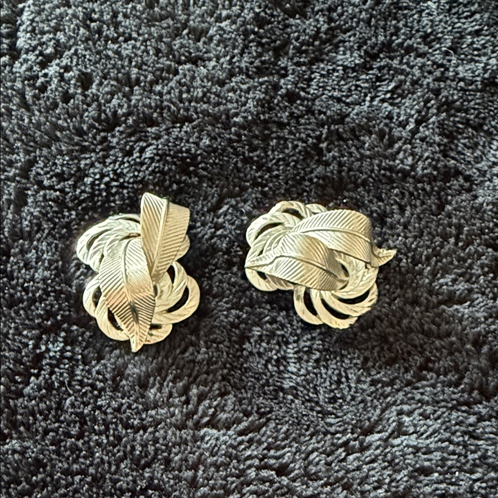 Elegant Silver Knot Earrings